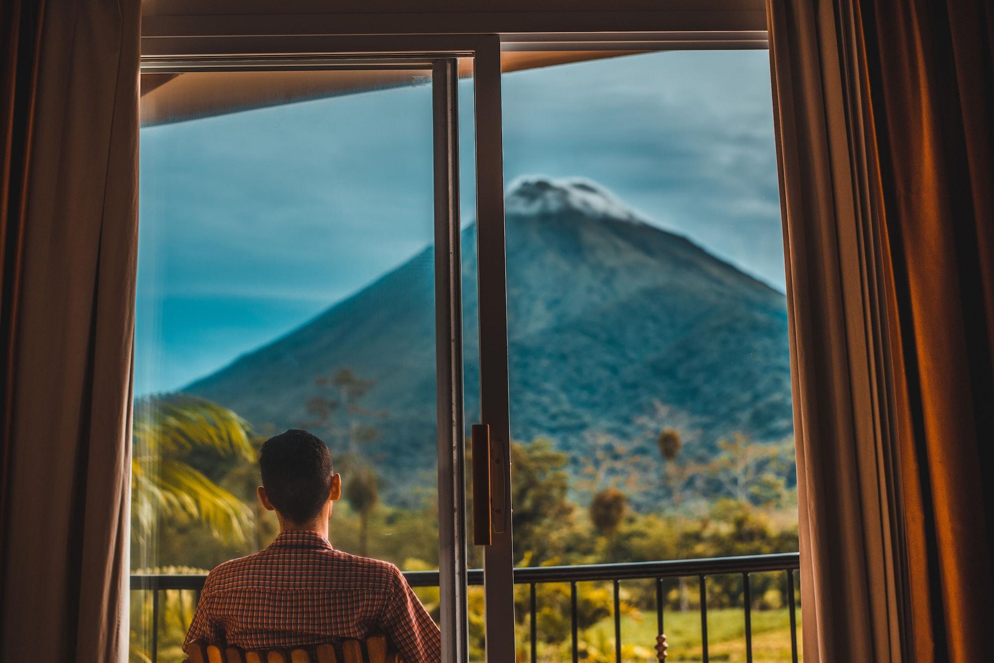 Hotel Magic Mountain La Fortuna Exterior photo